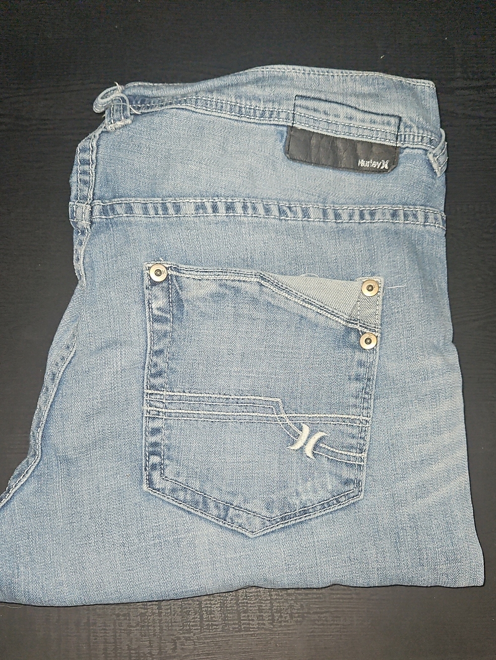 Hurley Men’s Washed Light Blue Denim Relaxed Jeans